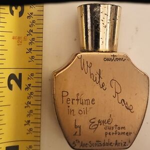 ANTIQUE FAMOUS SCOTTSDALE AZ OLD TOWN ENGRAVED PERFUME BOTTLE EXTREMELY RARE